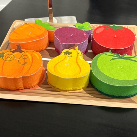 NEW - CWC Cook with Color 6 Piece Dish Cleaning Sponges - Vegatables - Picture 2 of 3